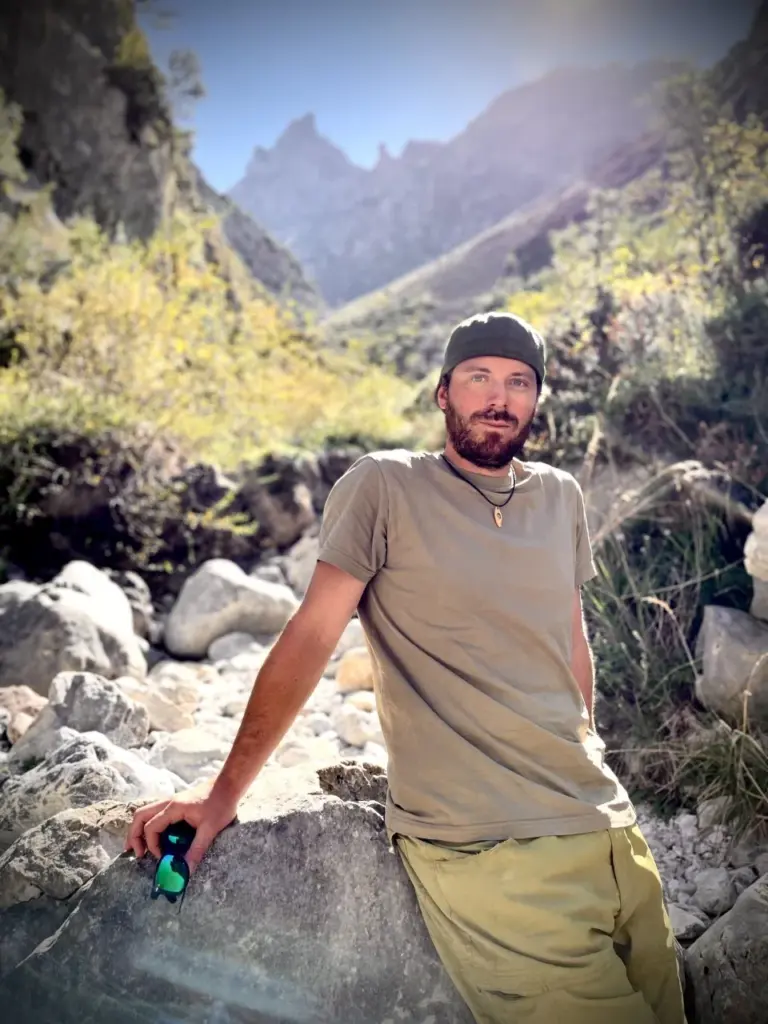 Über Mich - Eric Schächtele, dein Professioneller Canyoning-Guide aus dem Allgäu | Canyoning-Grenzenlos | Qualifikationen ✓ Fragen und Antworten ✓