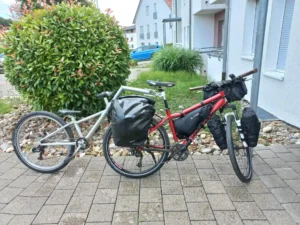 Canyoning-Tour mit Fahrrad oder öffentlichen Verkehrsmitteln – Abenteuer auf zwei oder vier Rädern